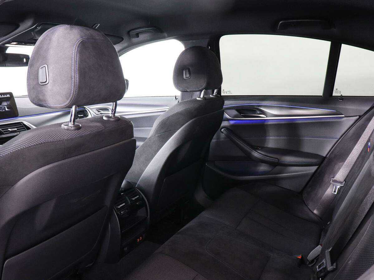 Купить BMW 5 серии 520d xDrive, 2021, 48 001 км, фото №9