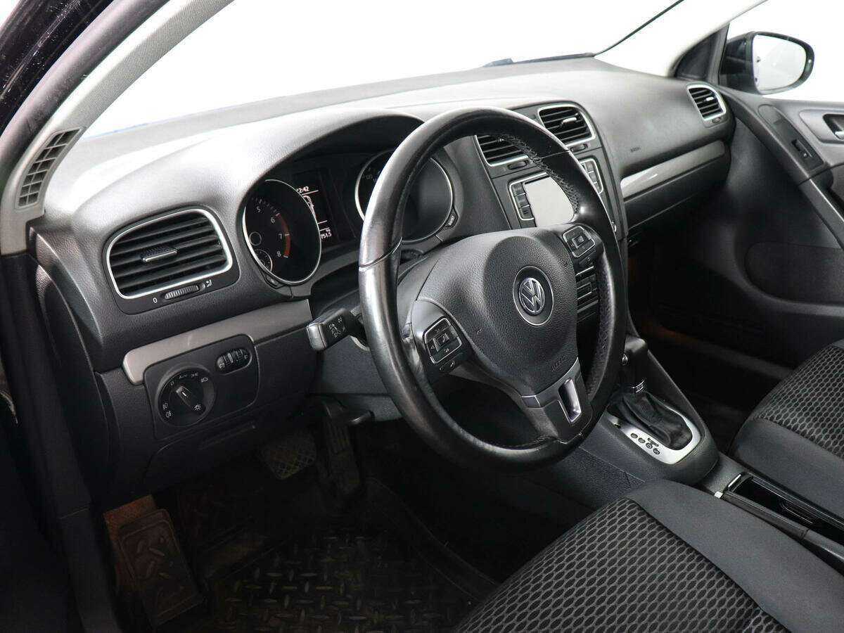 Купить Volkswagen Golf, 2009, 146 557 км, фото №5