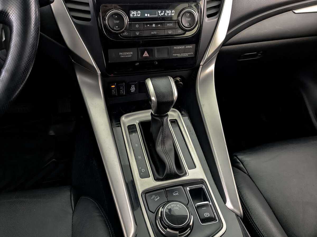 Купить Mitsubishi Pajero Sport, 2017, 198 584 км, фото №23