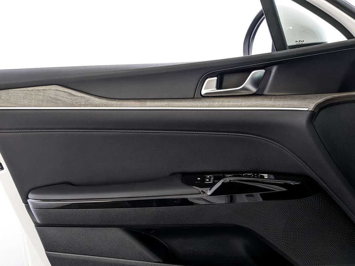 Купить Kia K5, 2021, 31 765 км, фото №17