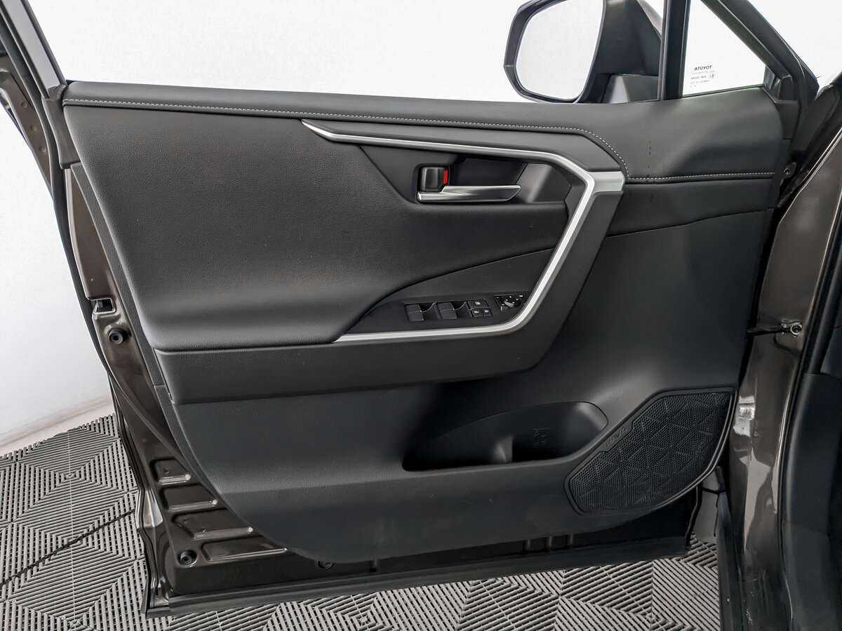 Купить Toyota RAV4, 2020, 60 221 км, фото №15