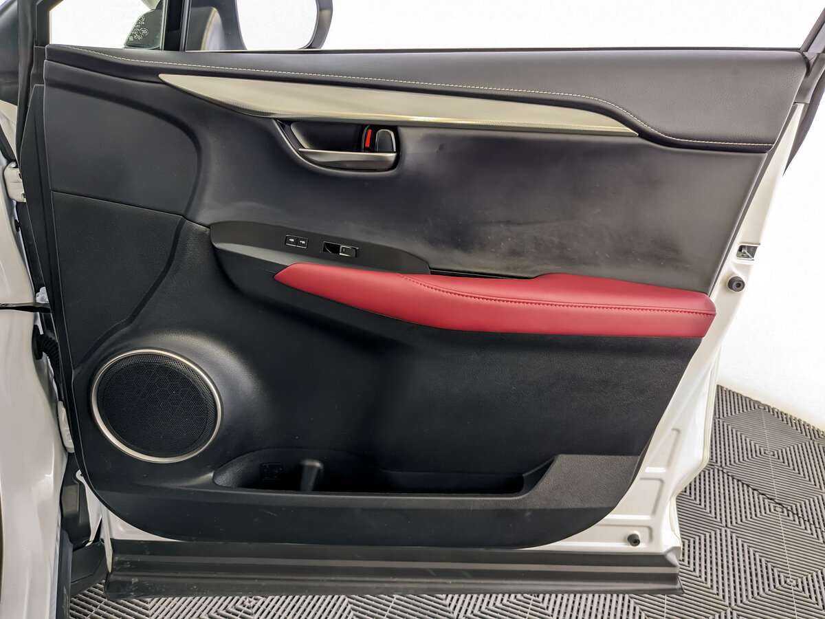 Купить Lexus NX 200, 2019, 44 258 км, фото №20