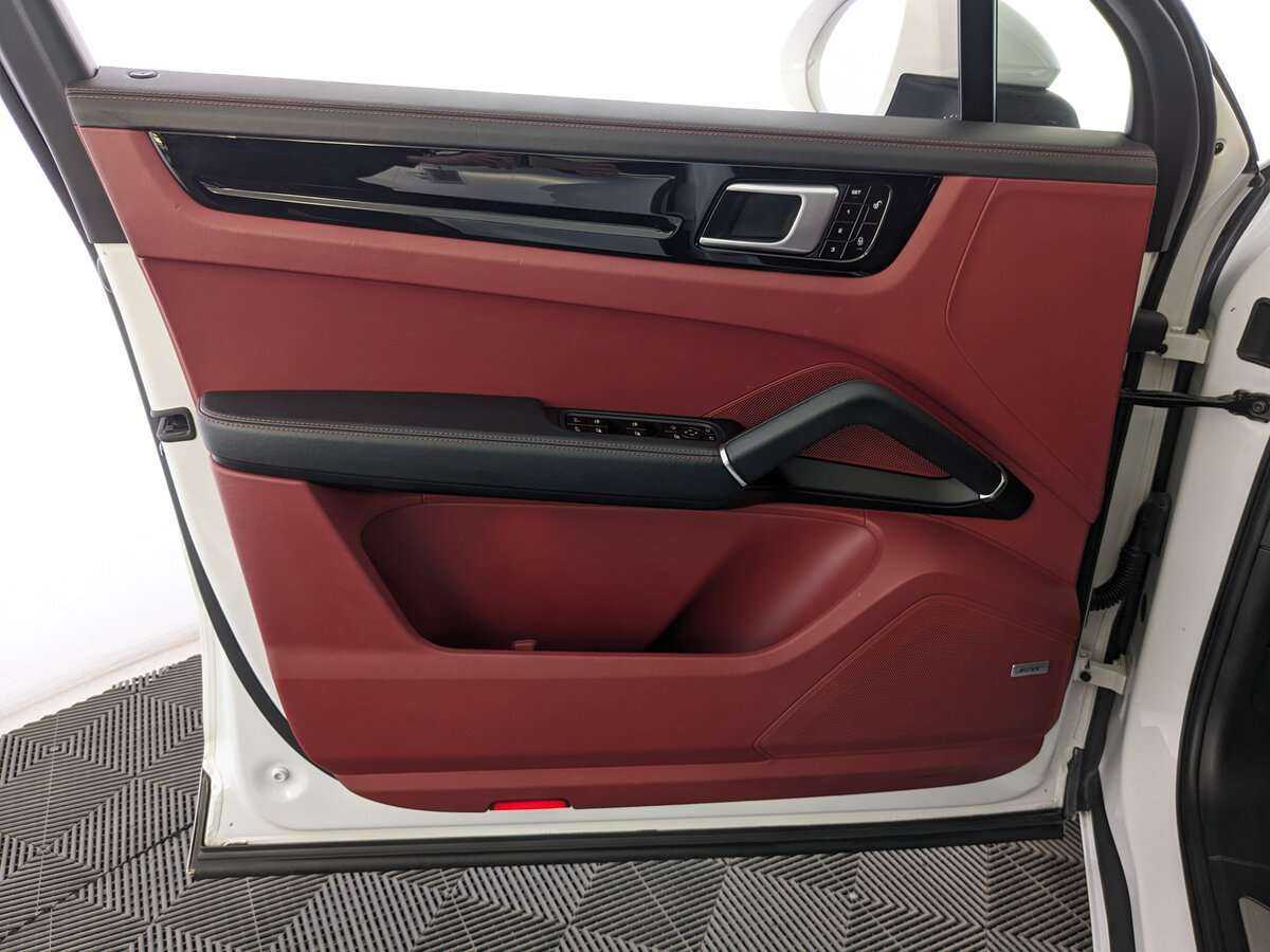 Купить Porsche Cayenne, 2018, 91 841 км, фото №14