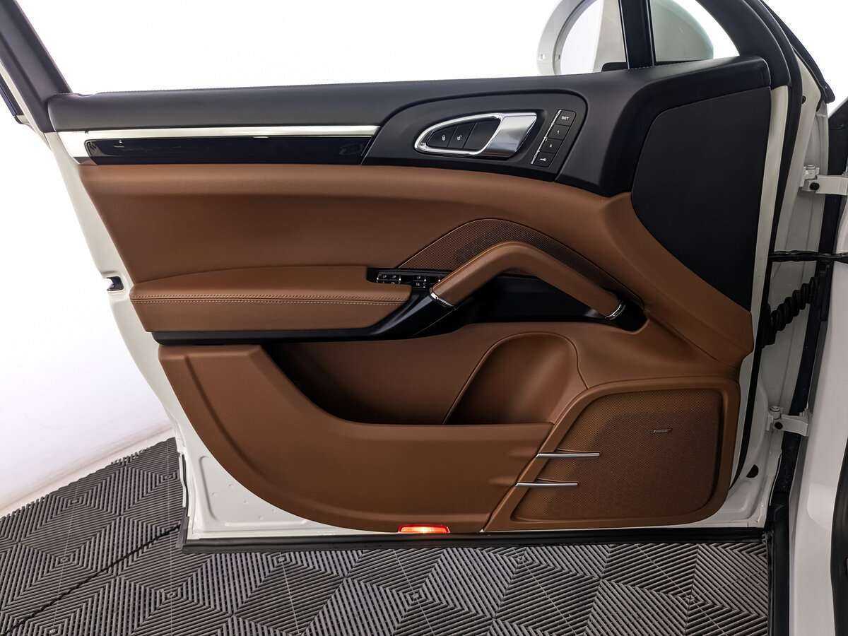 Купить Porsche Cayenne, 2016, 77 190 км, фото №14