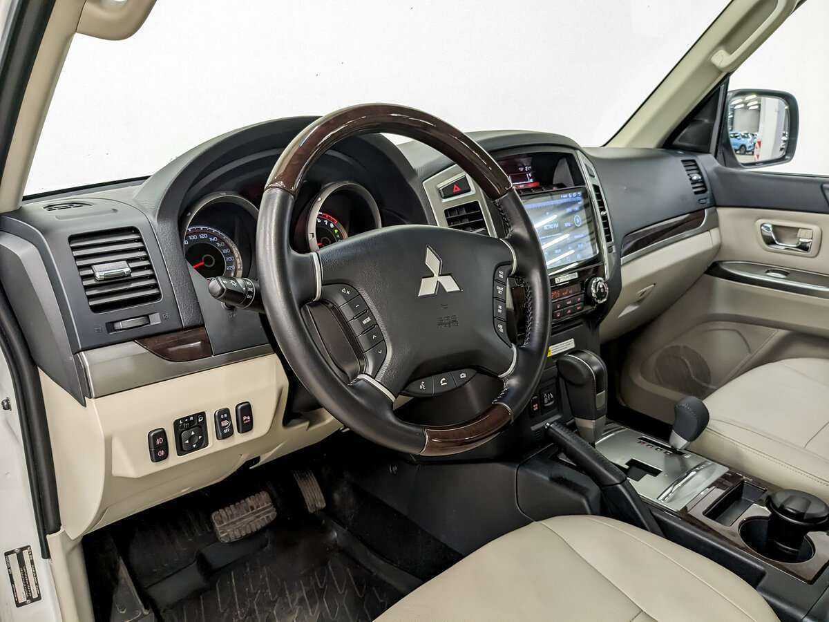 Купить Mitsubishi Pajero, 2019, 12 545 км, фото №14