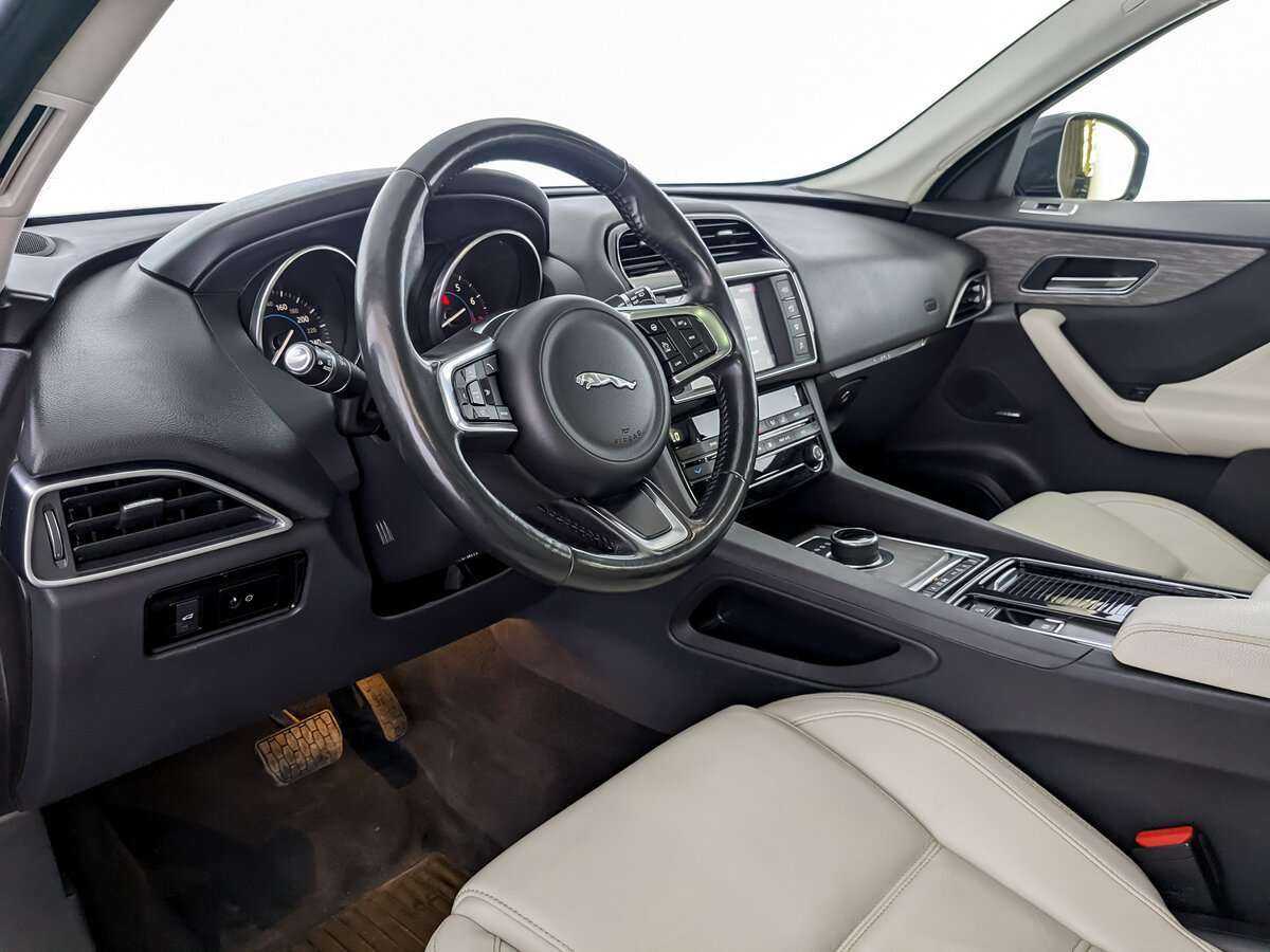 Купить Jaguar F-Pace, 2017, 110 627 км, фото №16