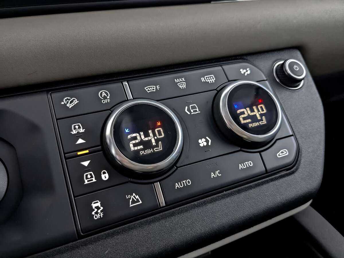 Купить Land Rover Defender 110, 2020, 73 000 км, фото №25