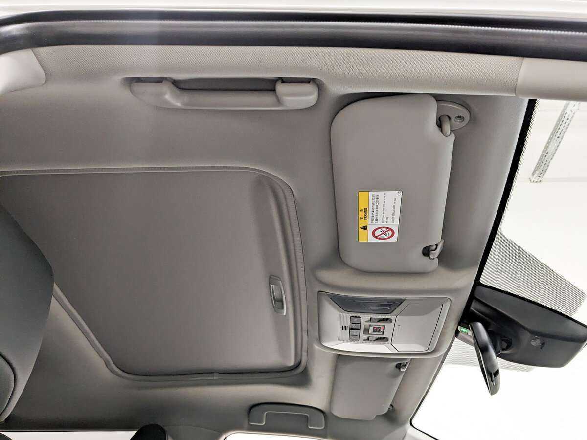 Купить Toyota RAV4, 2022, 13 510 км, фото №18