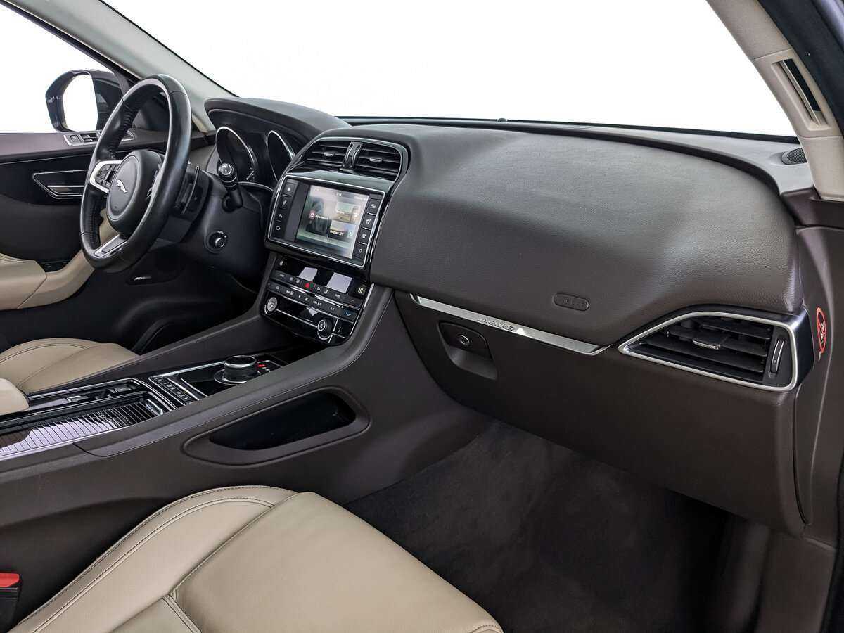 Купить Jaguar F-Pace, 2018, 94 155 км, фото №9
