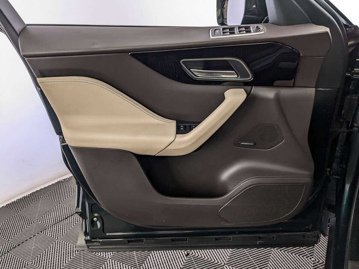 Купить Jaguar F-Pace, 2018, 94 155 км, фото №15
