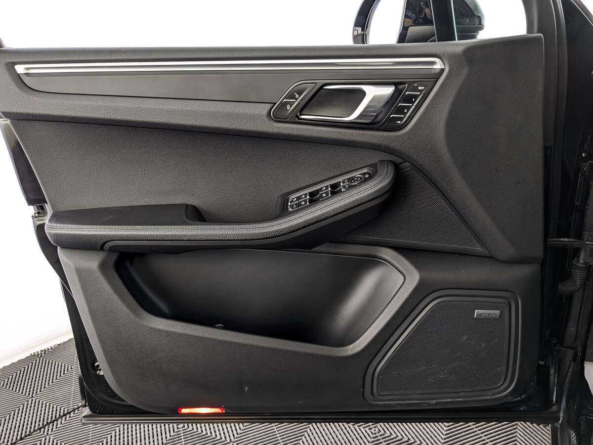 Купить Porsche Macan, 2018, 98 162 км, фото №19