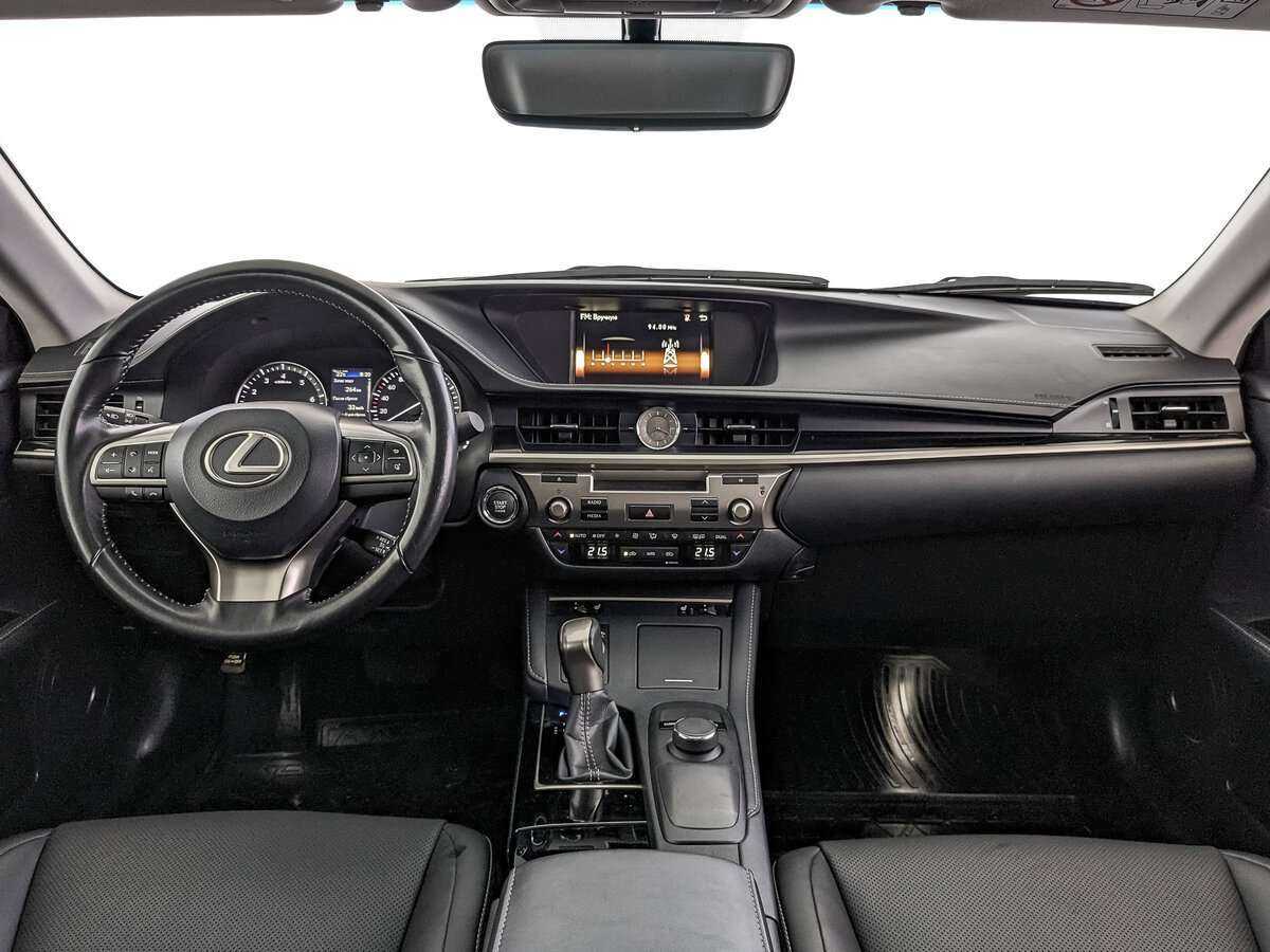 Купить Lexus ES 200, 2018, 80 050 км, фото №10