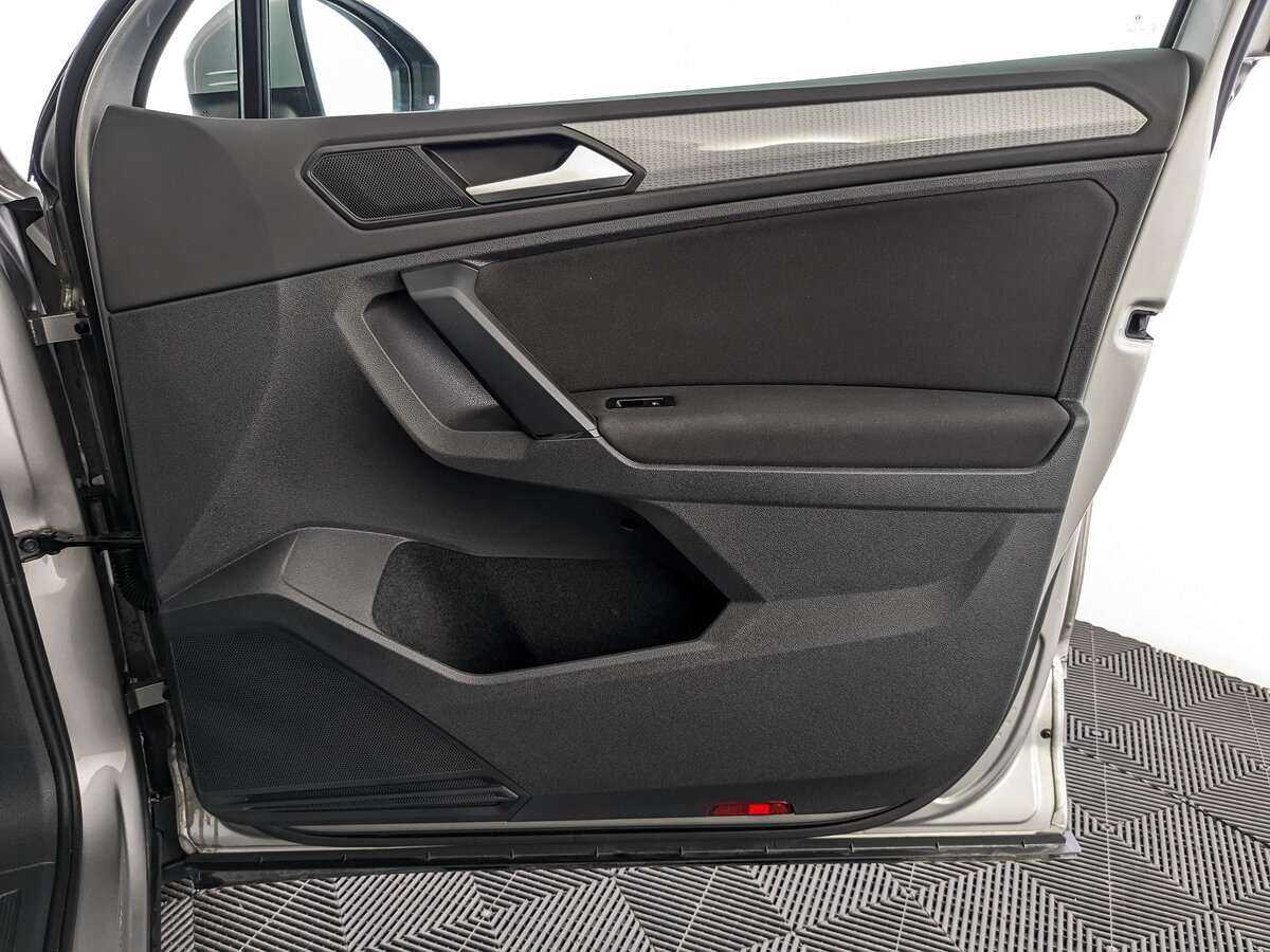 Купить Volkswagen Tiguan, 2021, 23 287 км, фото №25