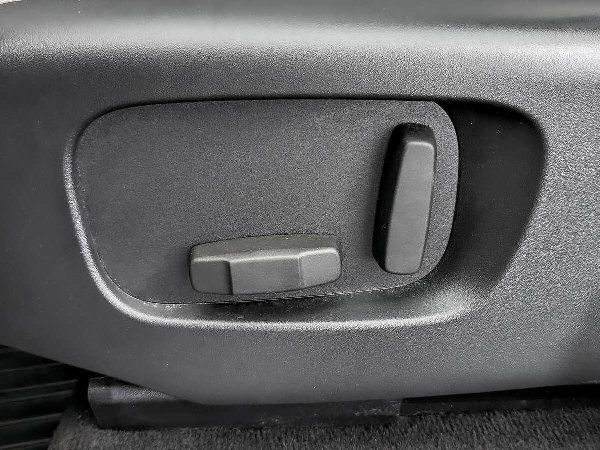 Купить Land Rover Range Rover Velar, 2019, 52 798 км, фото №17