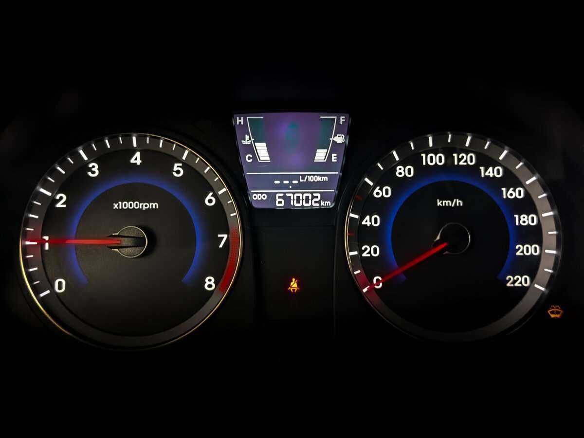 Купить Hyundai Solaris, 2011, 66 998 км, фото №8