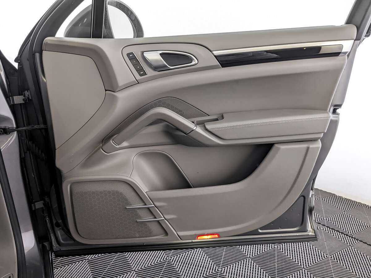 Купить Porsche Cayenne, 2012, 116 958 км, фото №20