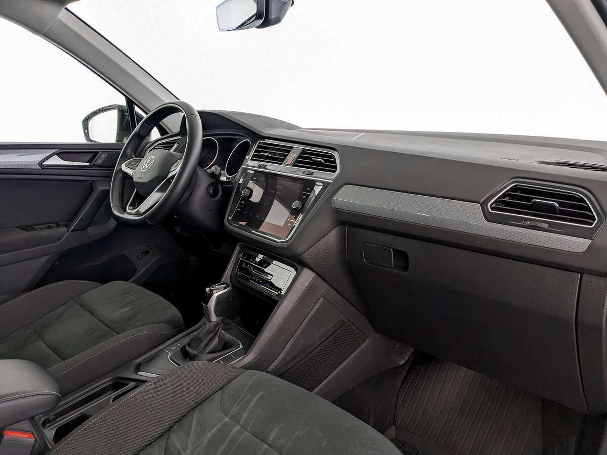 Купить Volkswagen Tiguan, 2021, 77 871 км, фото №9