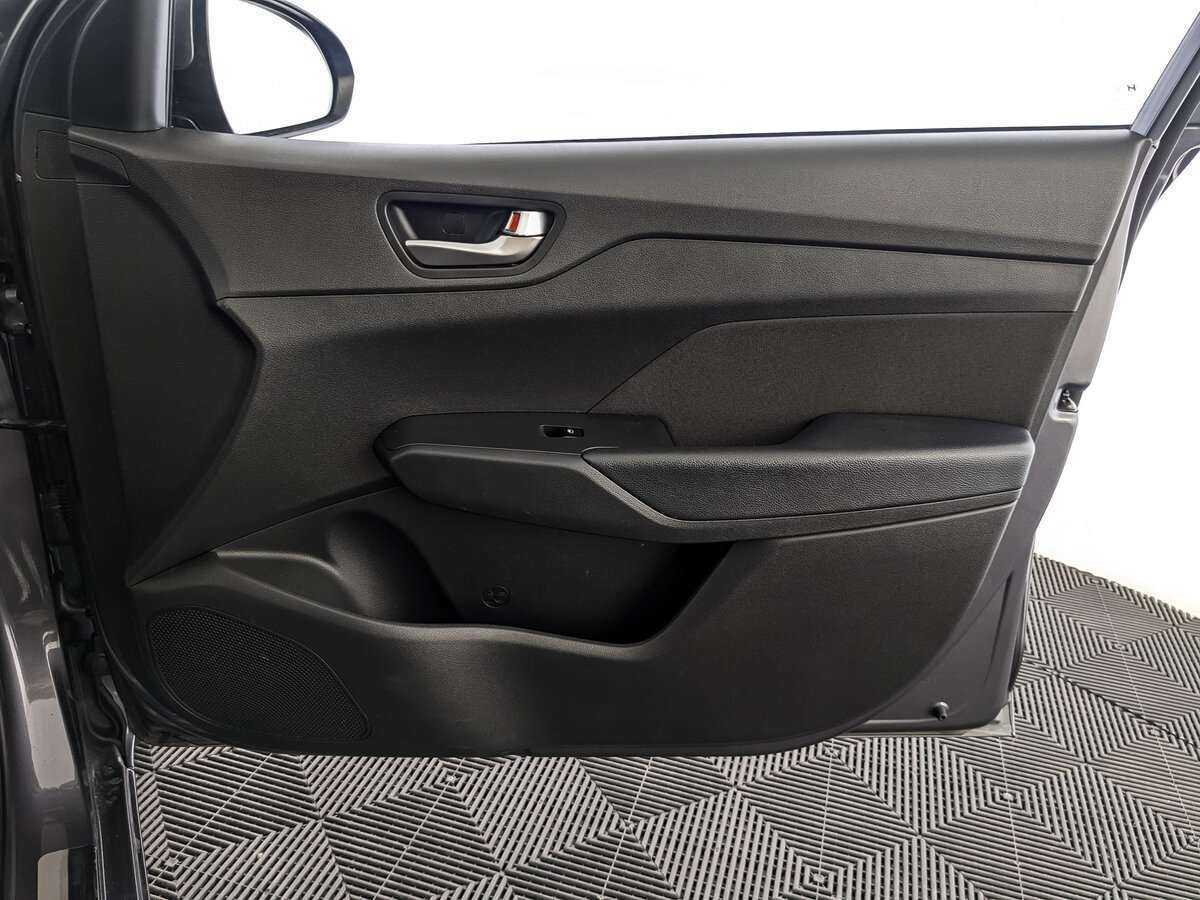 Купить Hyundai Solaris, 2021, 57 882 км, фото №25