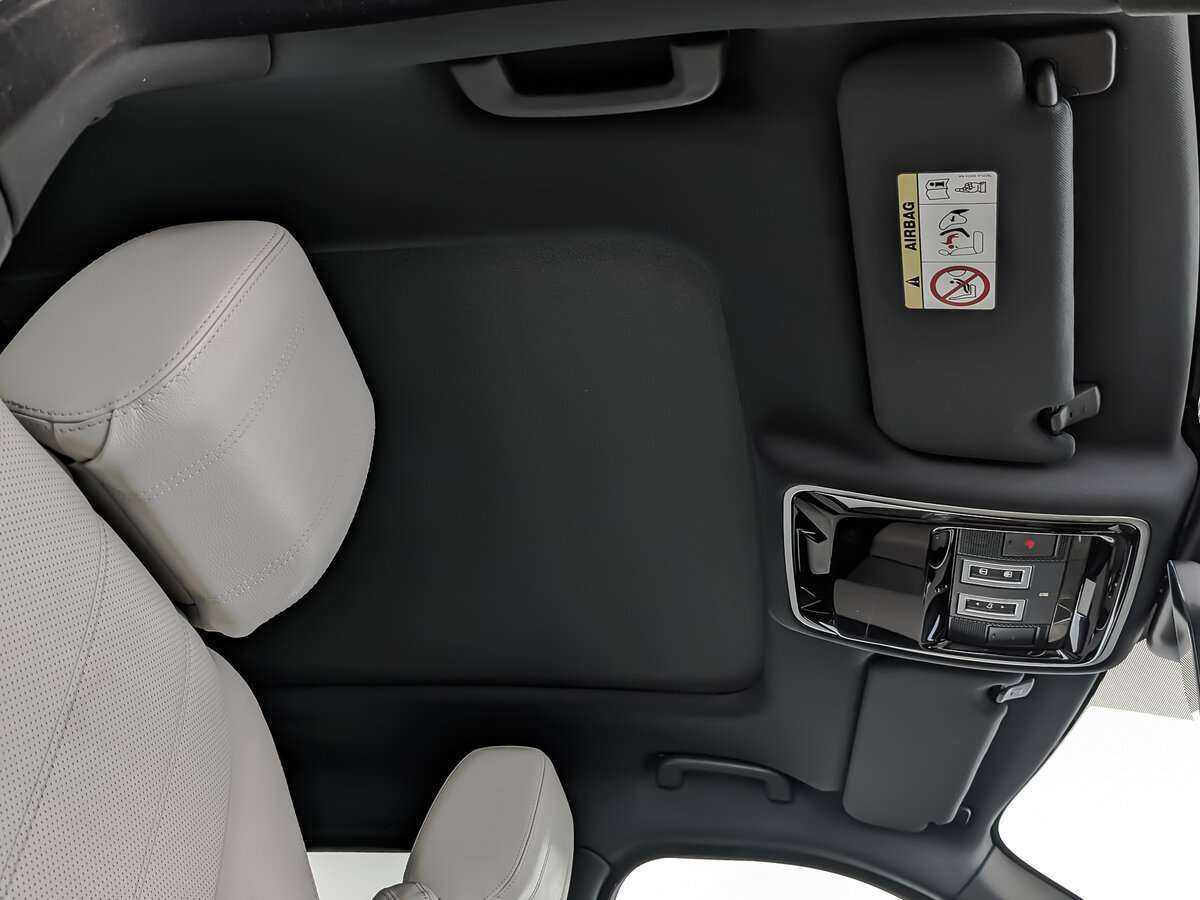 Купить Land Rover Range Rover Velar, 2018, 143 998 км, фото №17