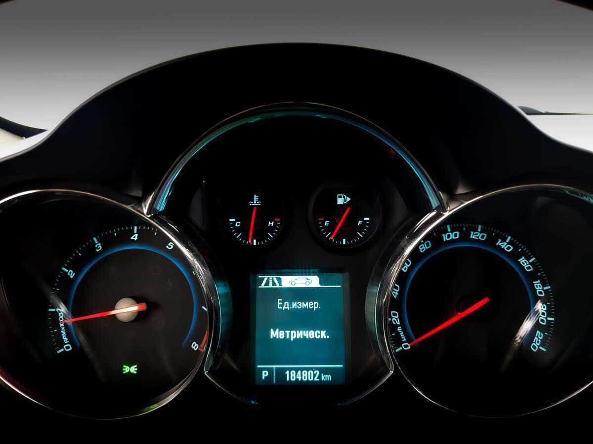 Купить Chevrolet Cruze, 2014, 184 795 км, фото №11