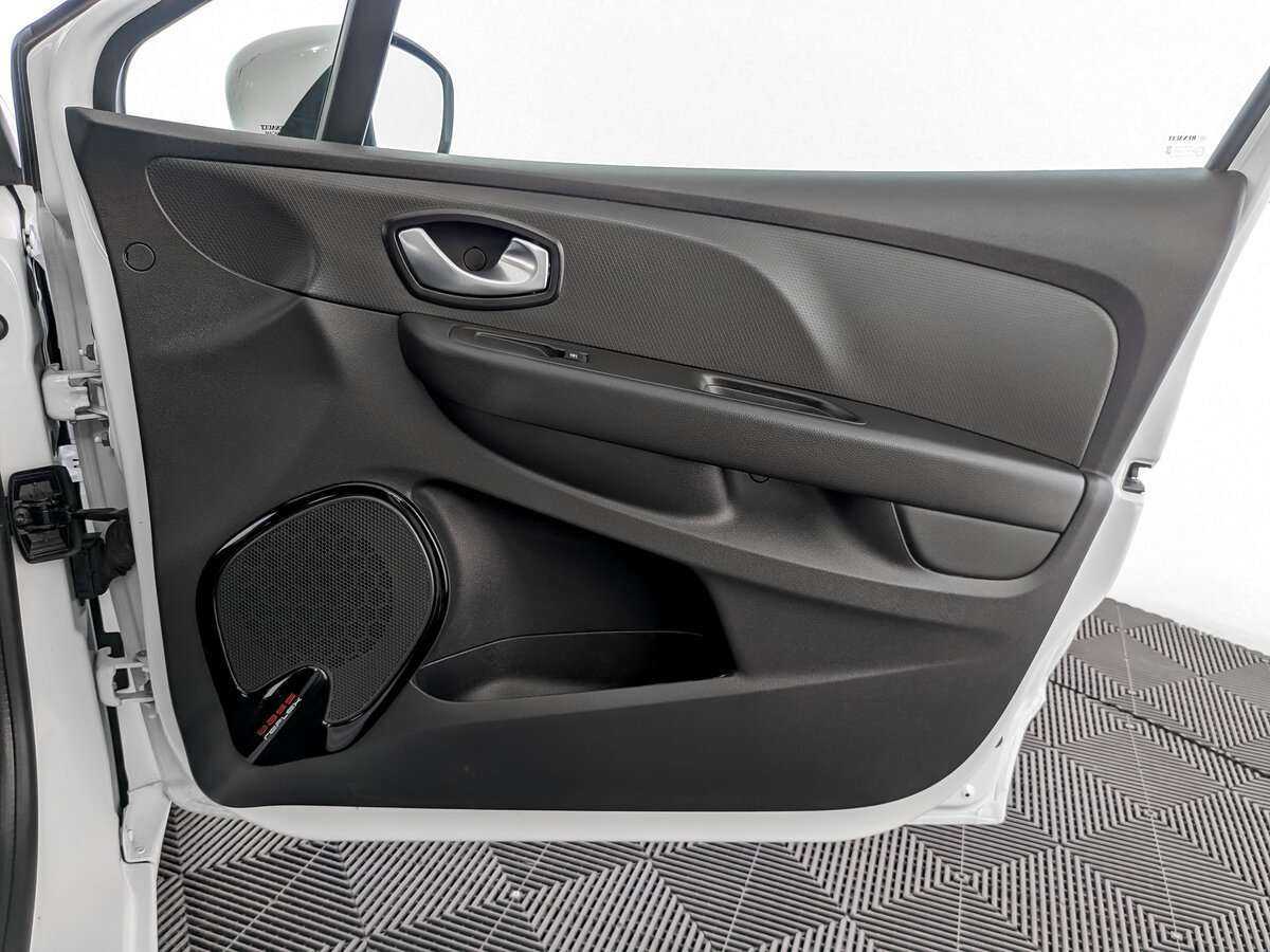 Купить Renault Clio, 2019, 130 274 км, фото №20