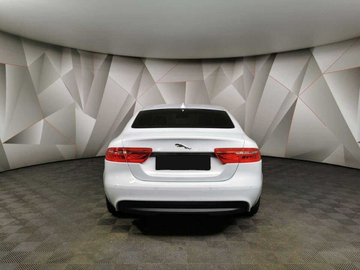 Купить Jaguar XE, 2015, 166 481 км, фото №8