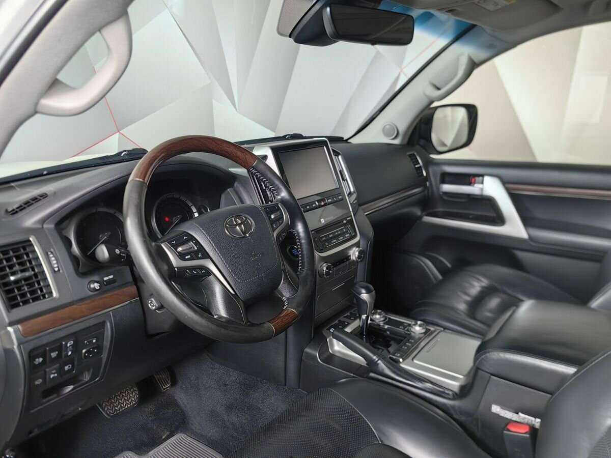 Купить Toyota Land Cruiser, 2018, 187 237 км, фото №13
