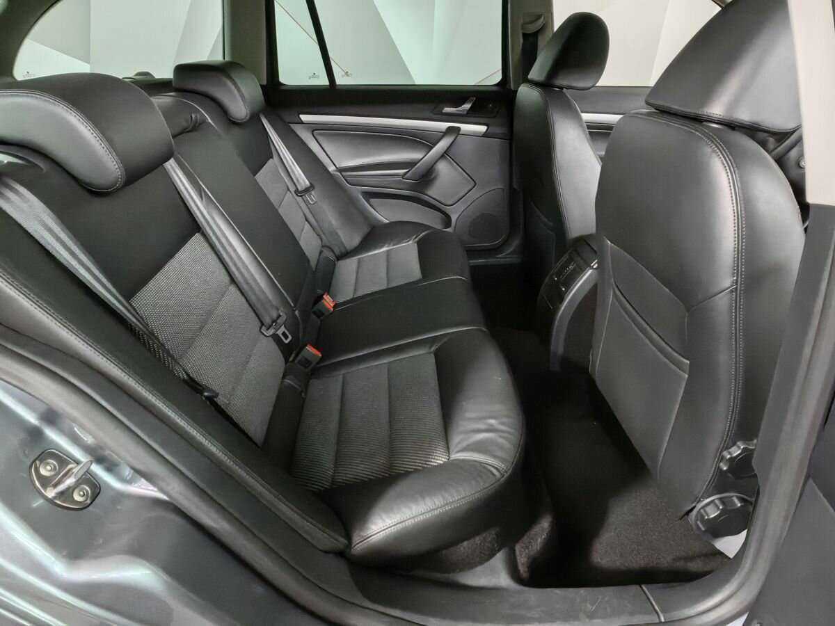 Купить Skoda Octavia DSG7, 2011, 157 797 км, фото №12