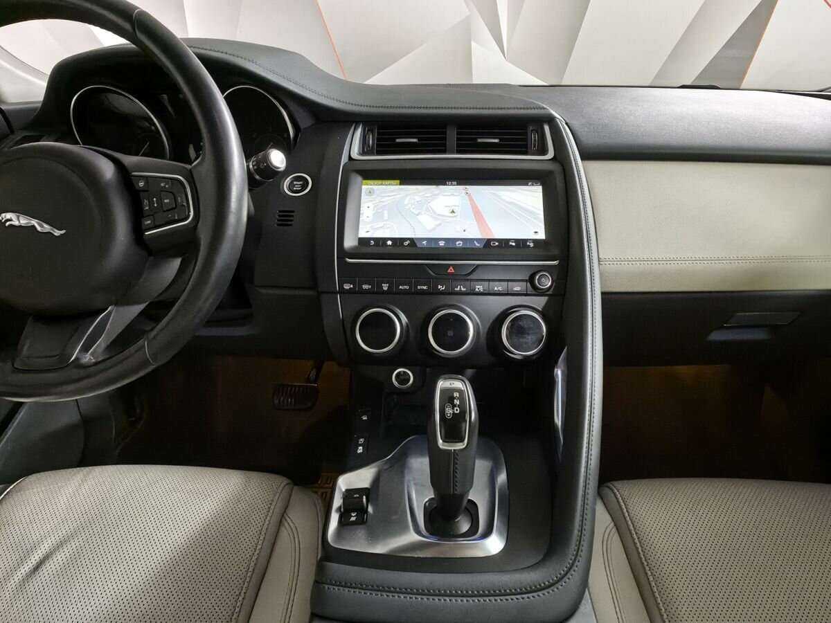 Купить Jaguar E-Pace, 2018, 145 886 км, фото №11