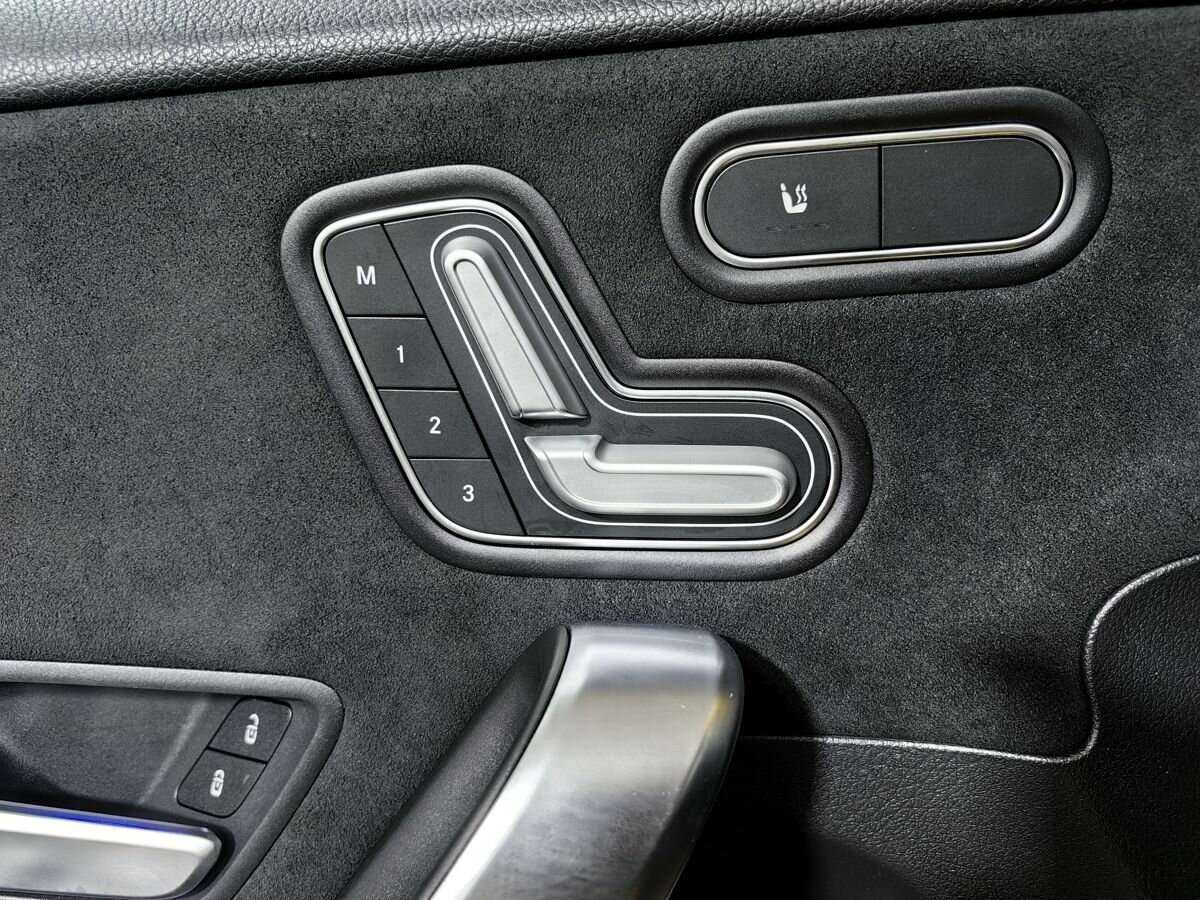 Купить Mercedes-Benz A-Класс 220, 2019, 60 295 км, фото №18
