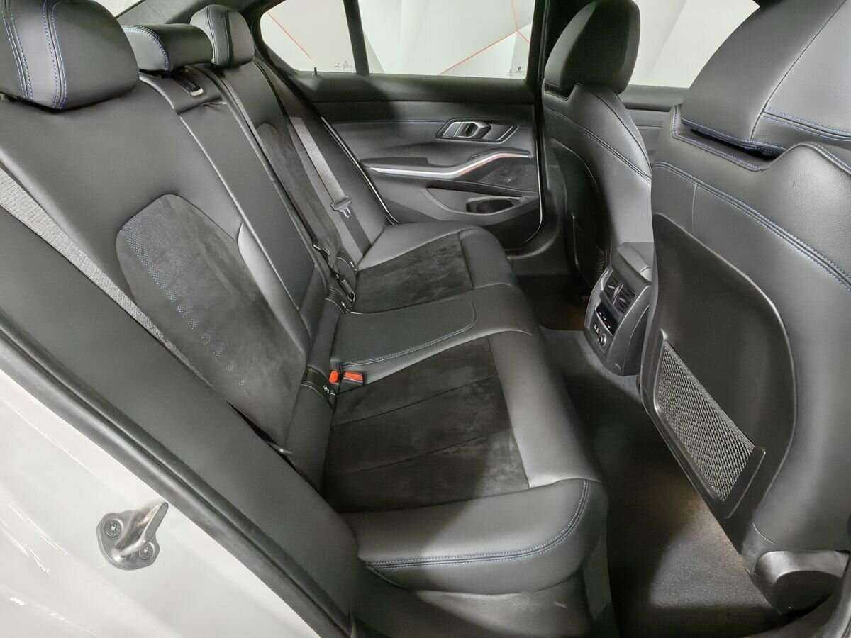 Купить BMW 3 серии 320i xDrive, 2020, 7 183 км, фото №12