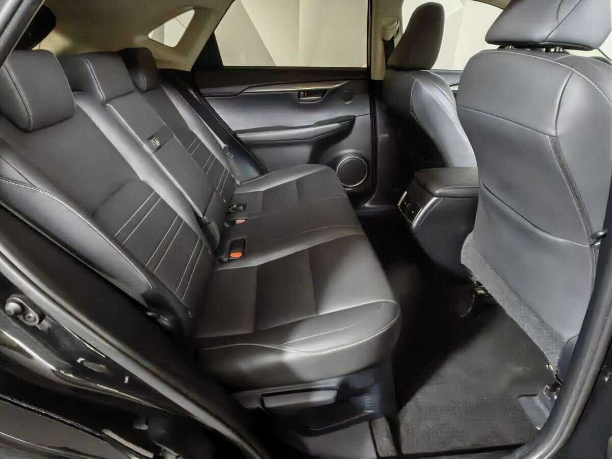 Купить Lexus NX 200, 2017, 166 223 км, фото №12