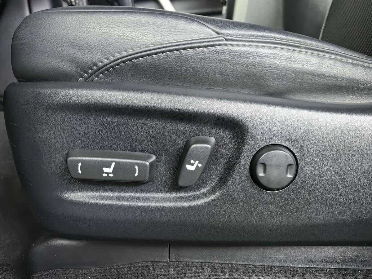 Купить Toyota Land Cruiser Prado, 2020, 109 041 км, фото №16