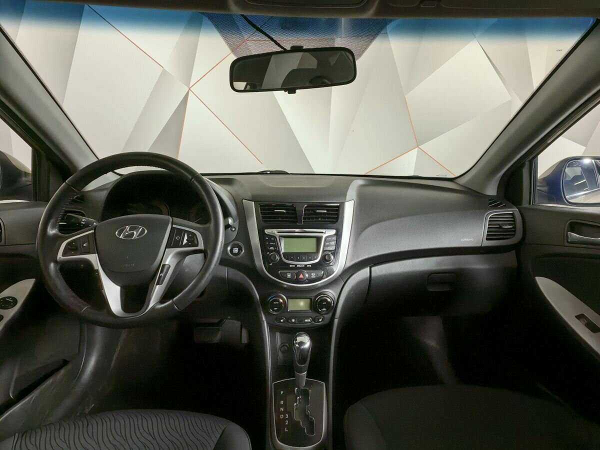 Купить Hyundai Solaris, 2011, 122 814 км, фото №10