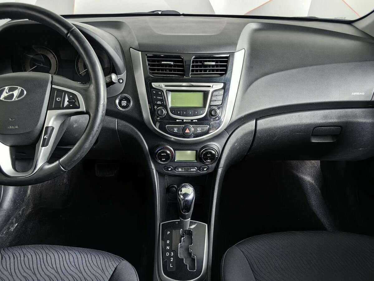 Купить Hyundai Solaris, 2011, 122 814 км, фото №11