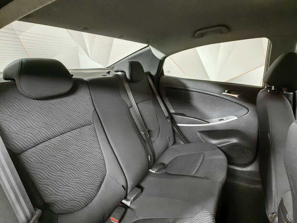 Купить Hyundai Solaris, 2011, 122 814 км, фото №13