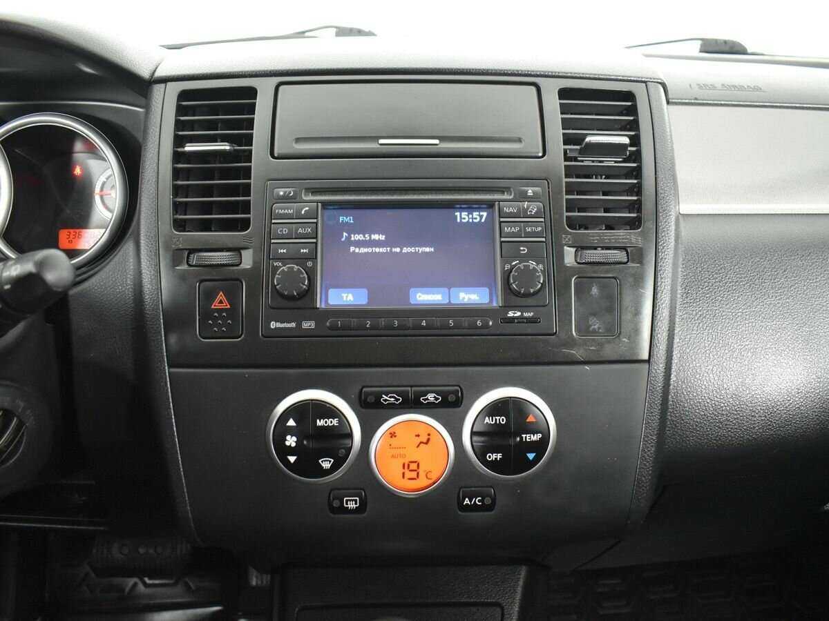 Купить Nissan Tiida, 2011, 336 000 км, фото №13