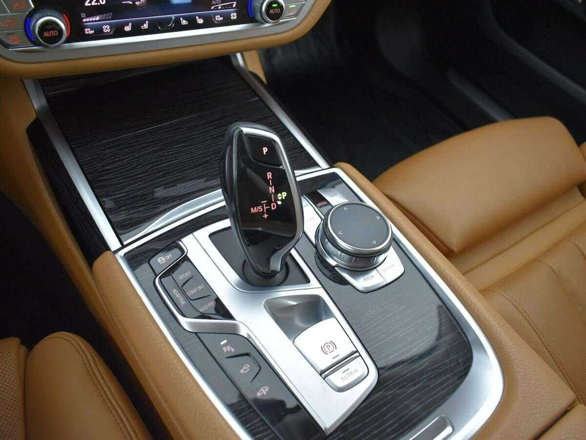 Купить BMW 7 серии Long 730Ld xDrive, 2020, 92 814 км, фото №13