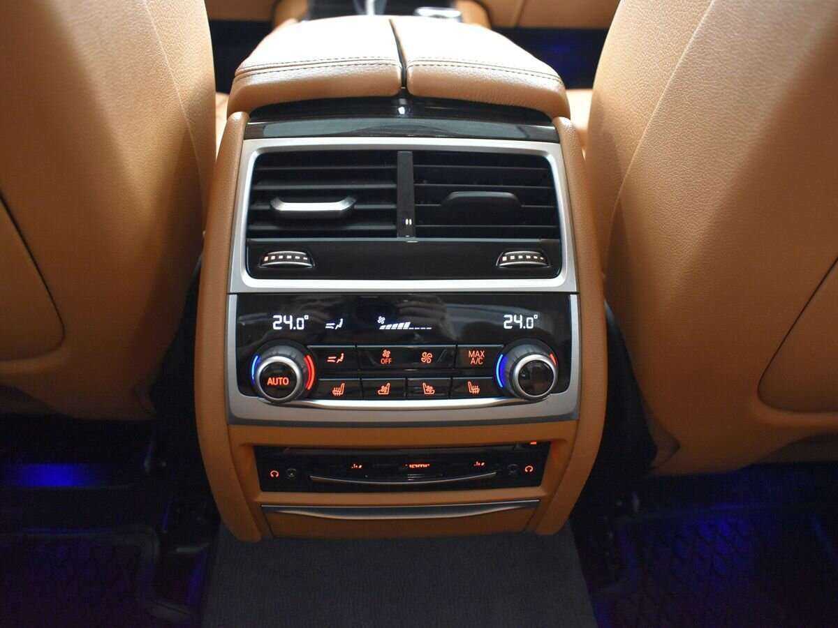 Купить BMW 7 серии Long 730Ld xDrive, 2020, 92 814 км, фото №17