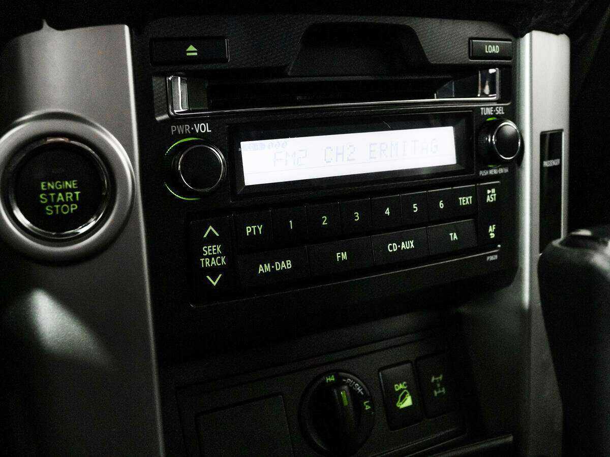 Купить Toyota Land Cruiser Prado, 2011, 193 900 км, фото №19