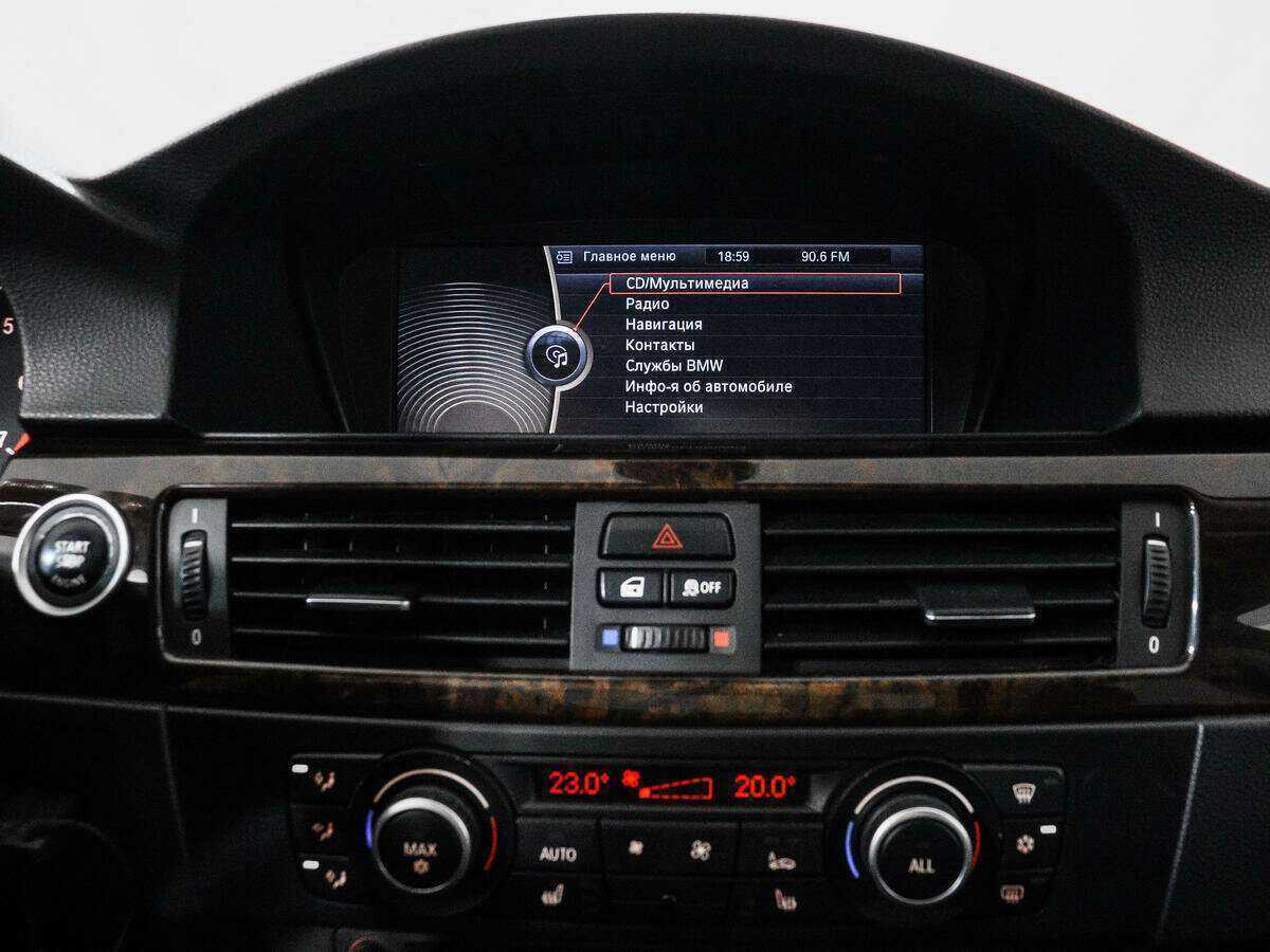 Купить BMW 3 серии 320i, 2011, 161 162 км, фото №15