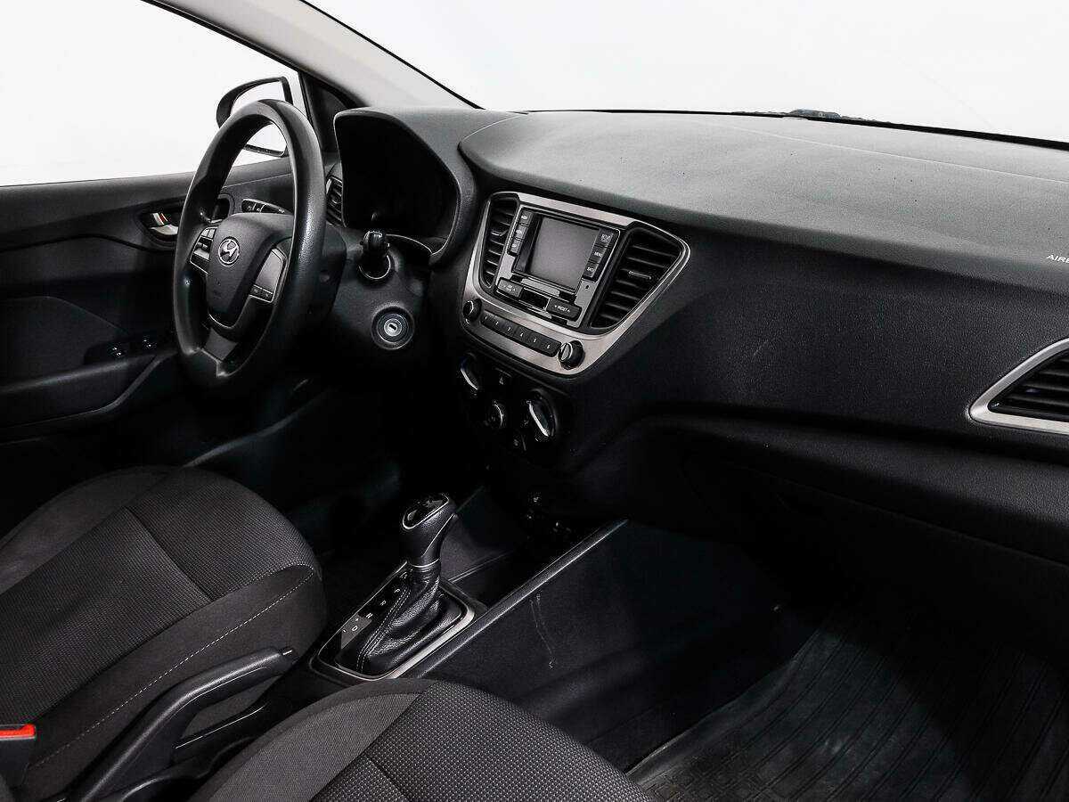 Купить Hyundai Solaris, 2019, 70 413 км, фото №9