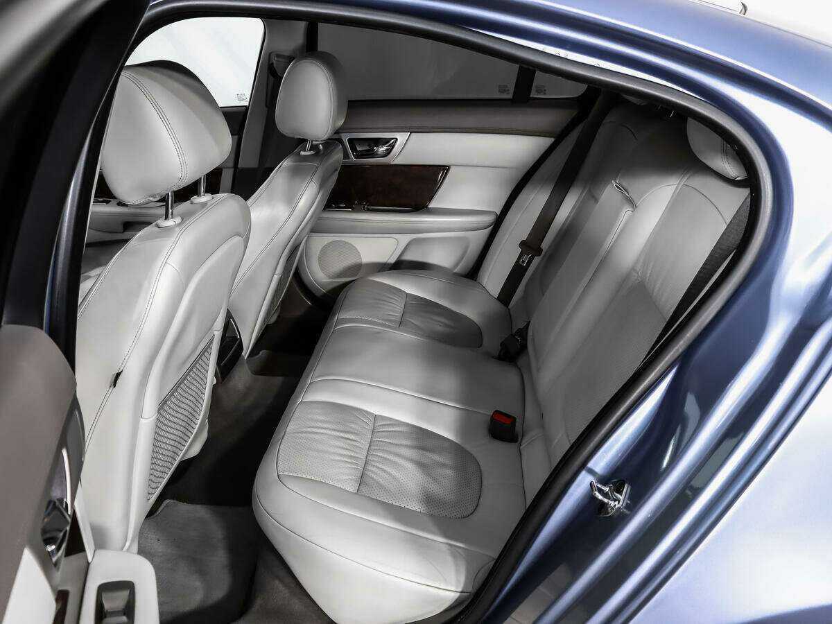Купить Jaguar XF, 2008, 238 759 км, фото №13