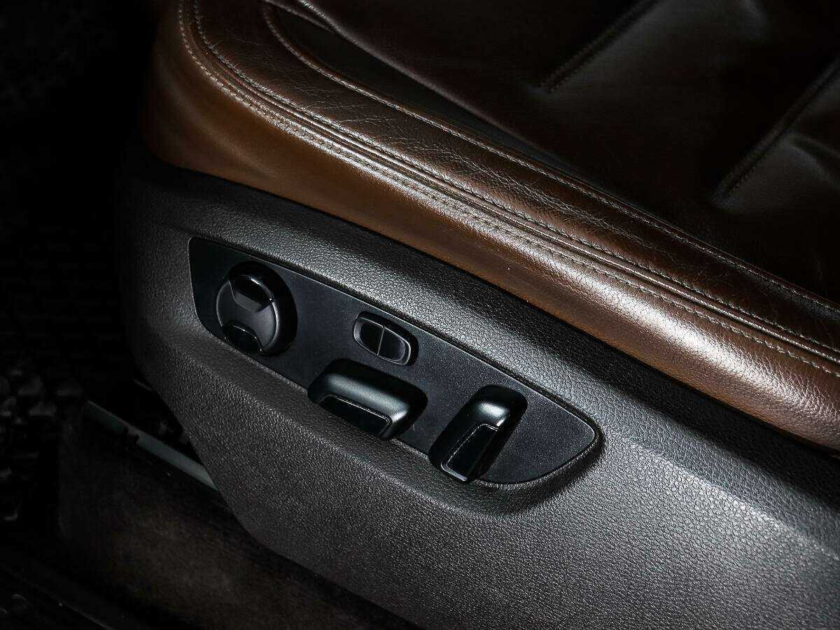 Купить Volkswagen Touareg, 2011, 197 133 км, фото №10