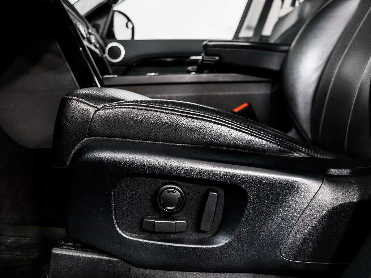 Купить Land Rover Discovery, 2018, 97 401 км, фото №10