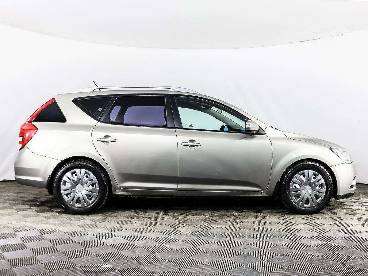 Купить Kia Ceed, 2010, 185 881 км, фото №4