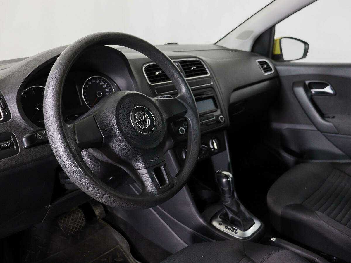 Купить Volkswagen Polo, 2011, 154 362 км, фото №9