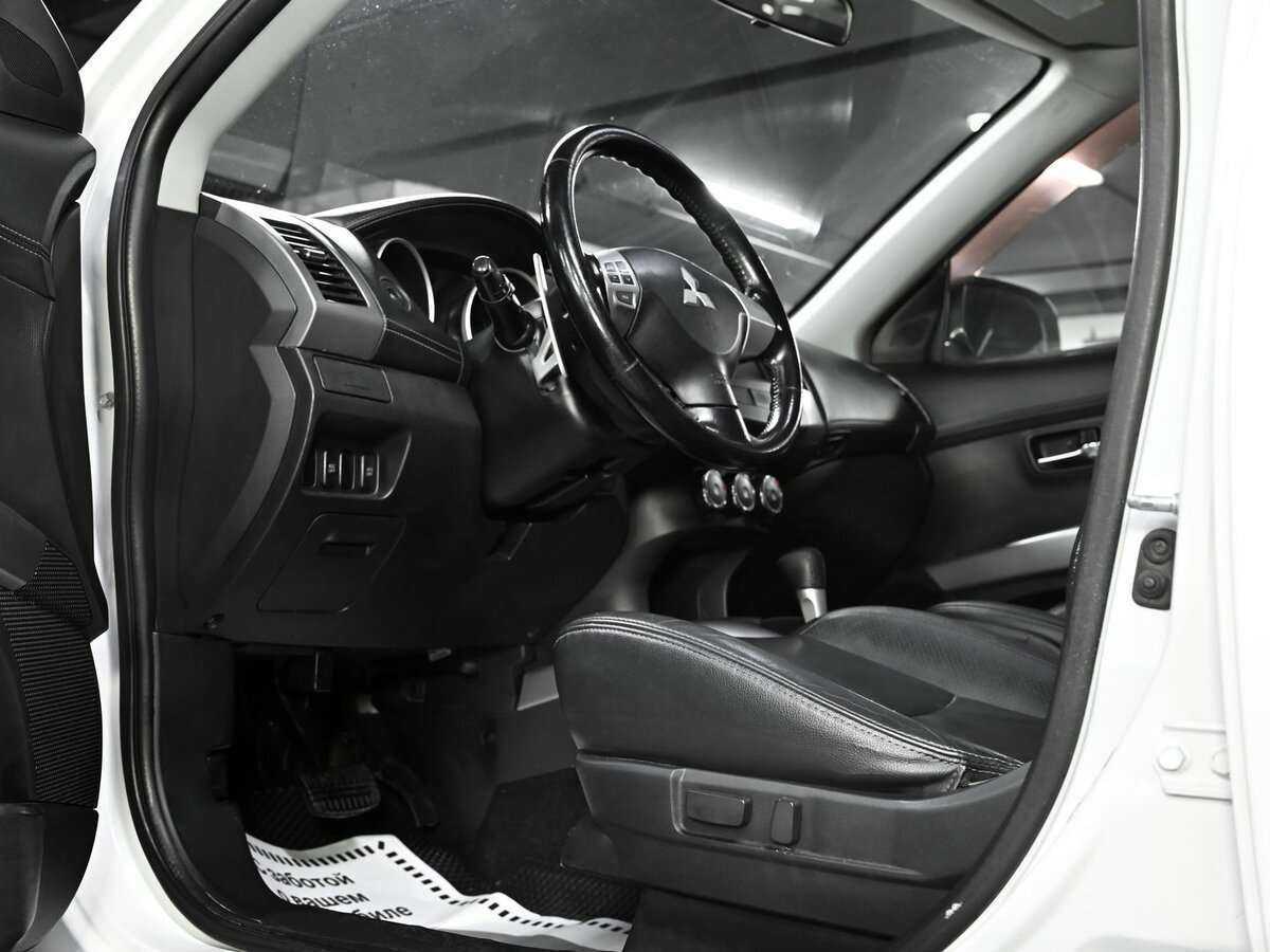 Купить Mitsubishi Outlander, 2010, 183 000 км, фото №5