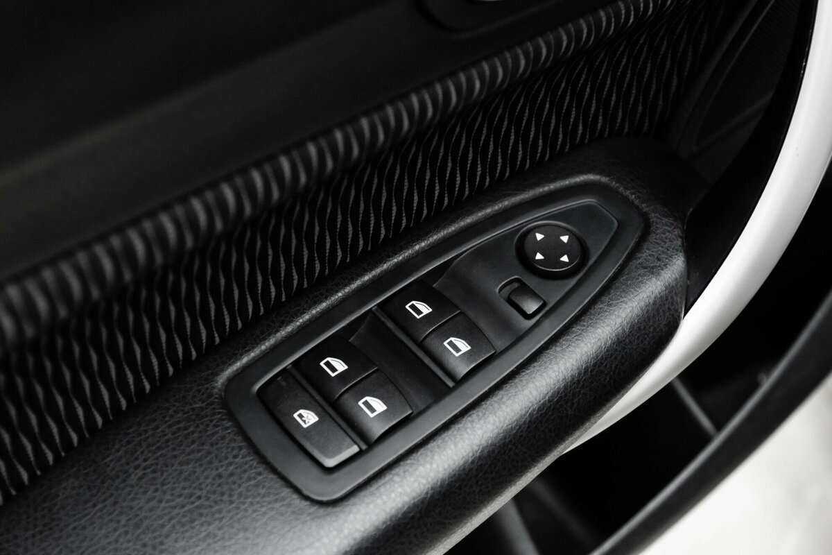 Купить BMW 1 серии 116i, 2011, 155 000 км, фото №7