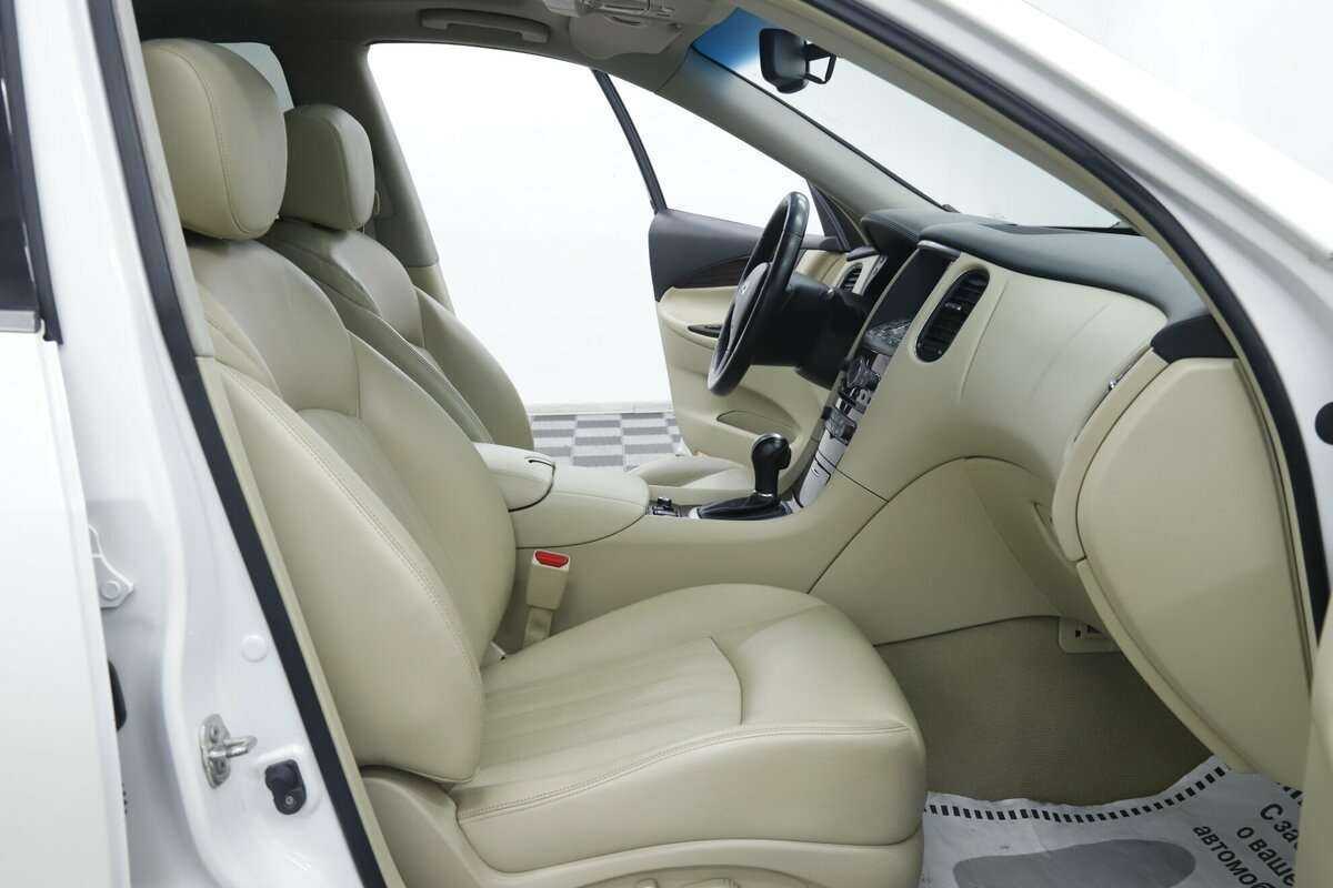 Купить Infiniti QX50, 2016, 117 500 км, фото №21
